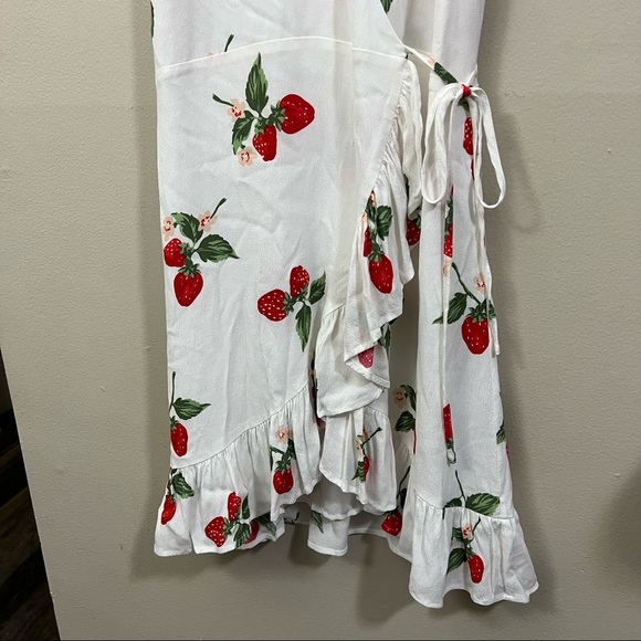 Rails Madison Wrap Dress Strawberry print - Picture 5 of 11